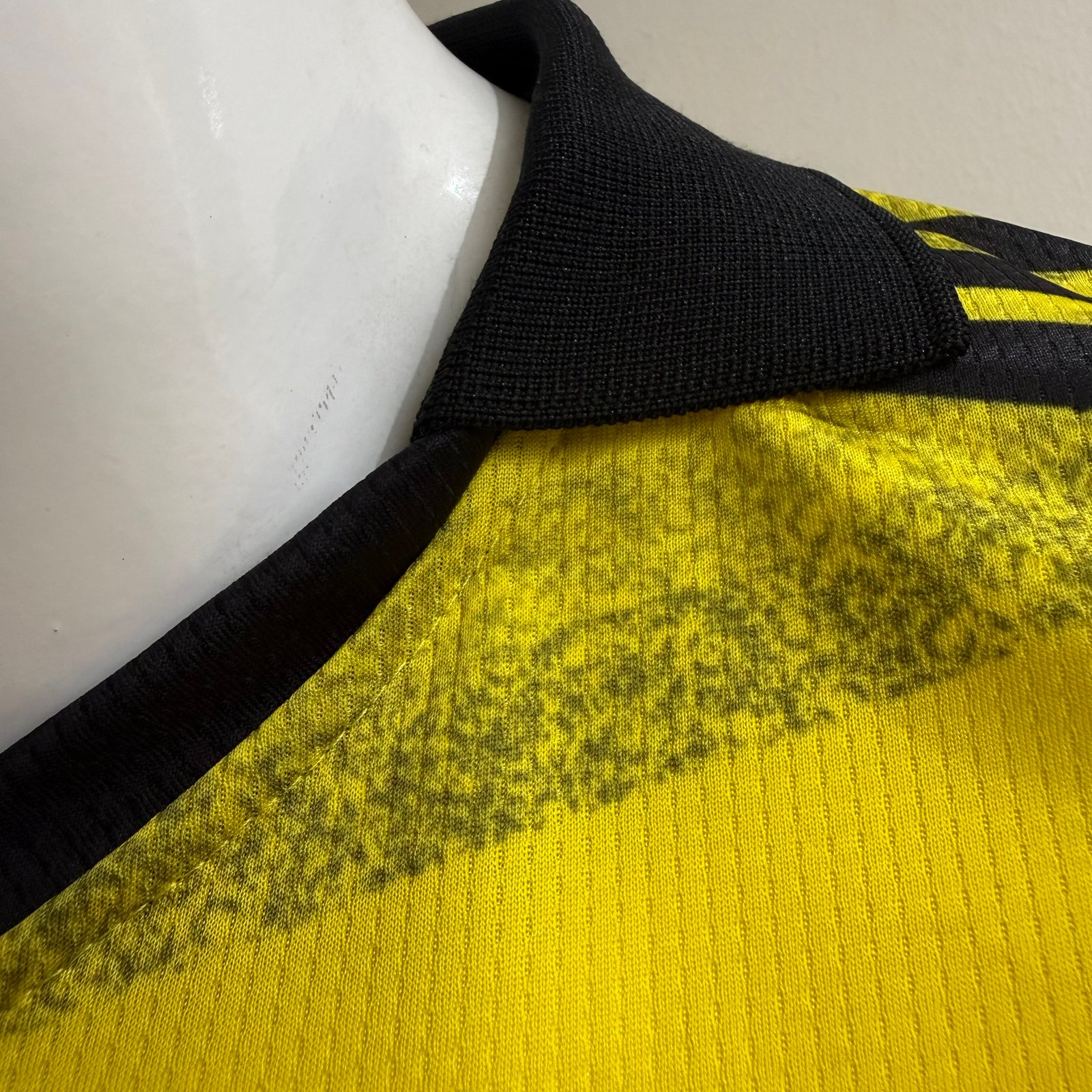 ARSENAL 2019/20 FIVE SLEEVE JERSEY Detail
