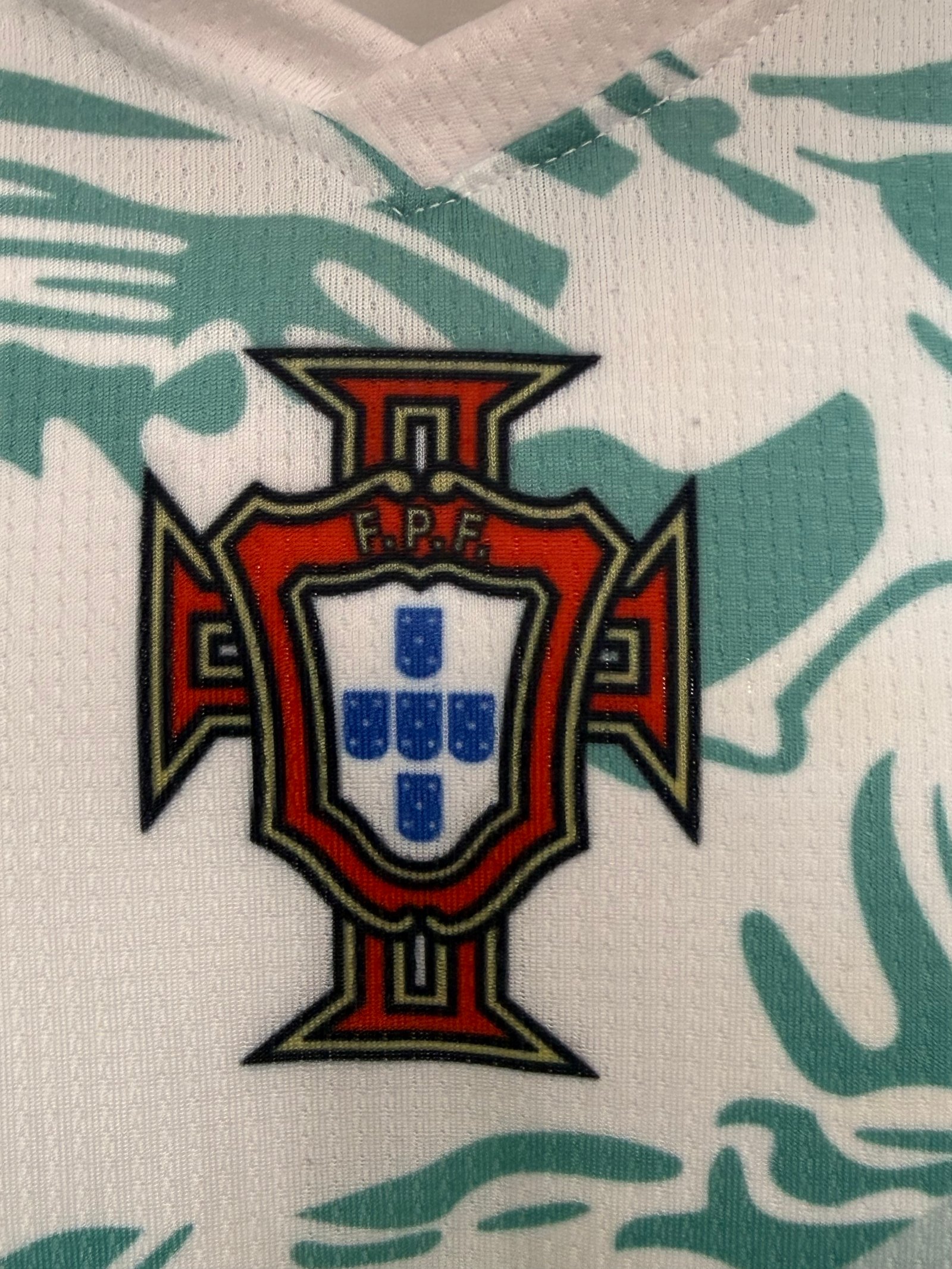 PORTUGAL 2026 WC FIVE SLEEVE AWAY JERSEY Detail