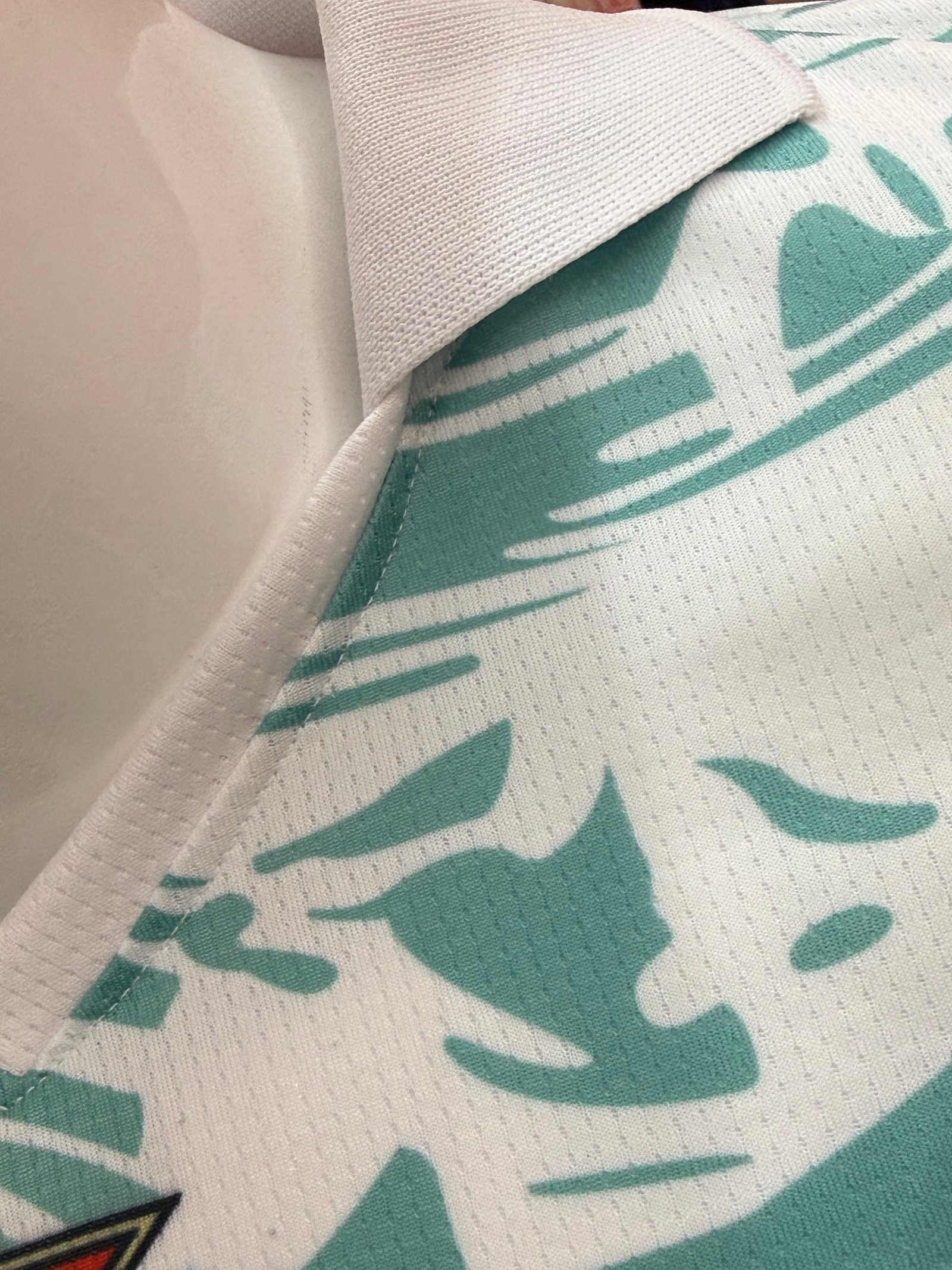 PORTUGAL 2026 WC FIVE SLEEVE AWAY JERSEY Detail